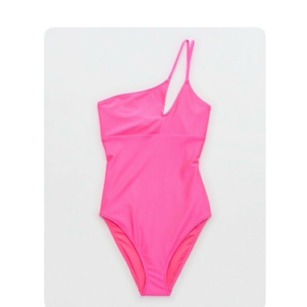 One-Shoulder Pink One-Piece Swimsuit